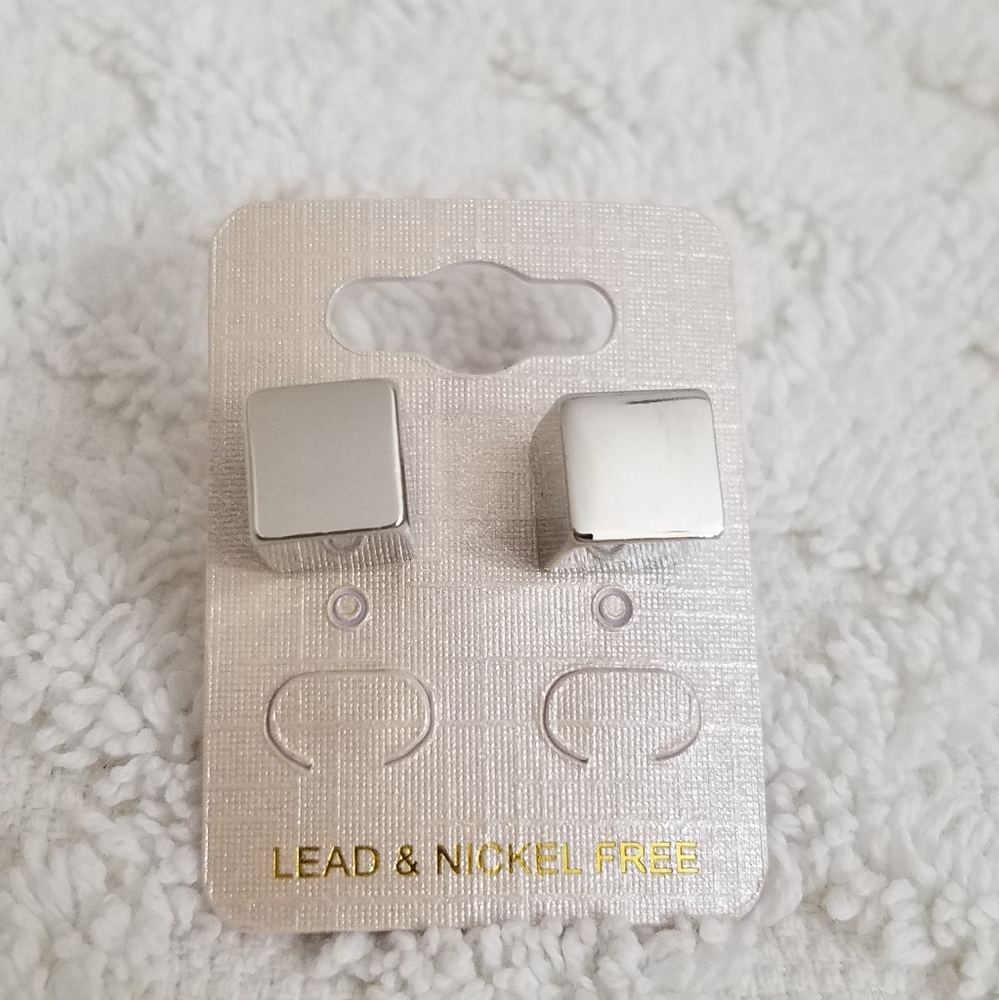 Square dice minimalist stud earrings